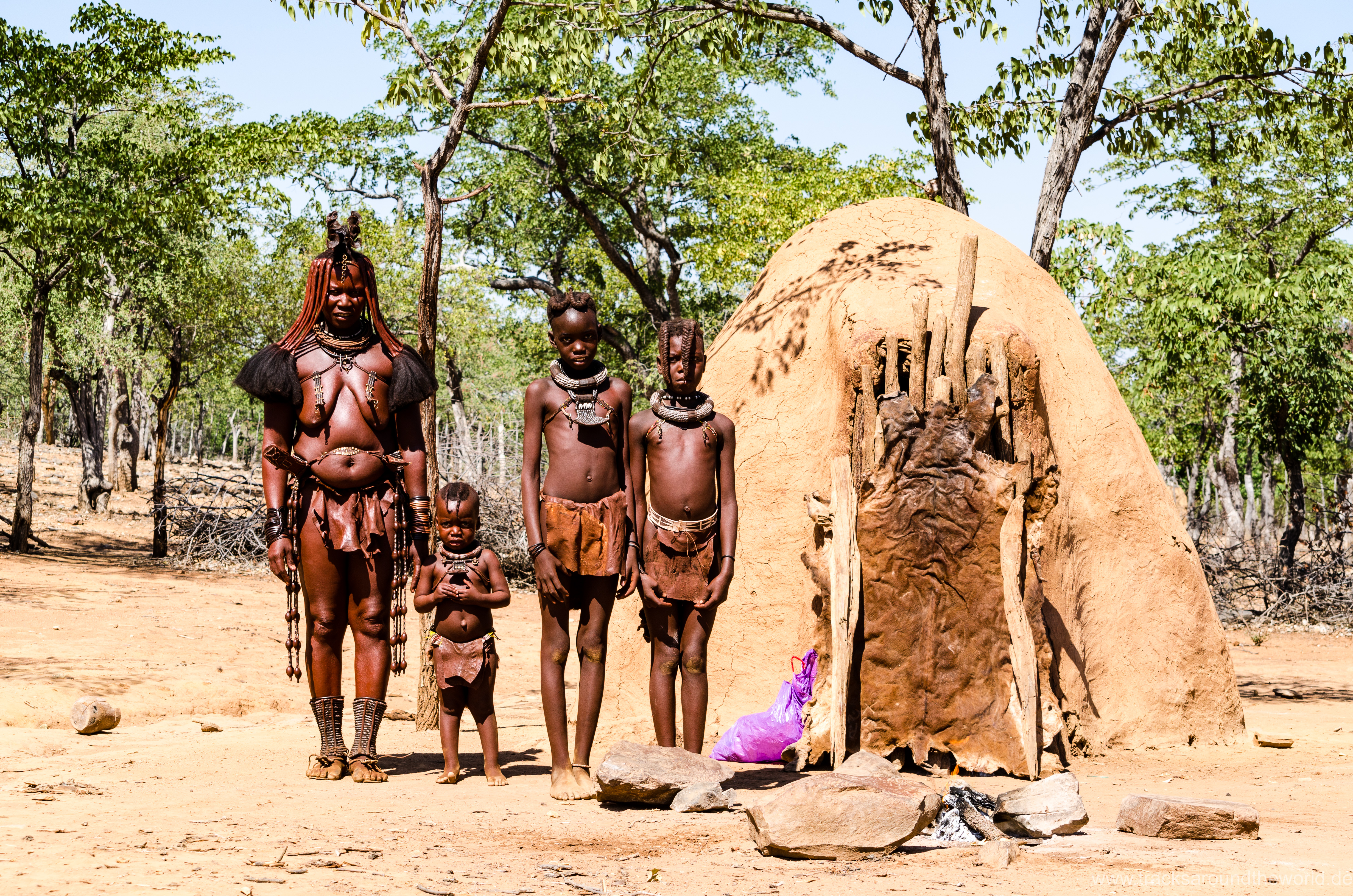 Expedition into the Kaokoveld: absolute remoteness and driving