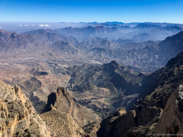 Muscat and Hajar Mountains – on the roof of Oman